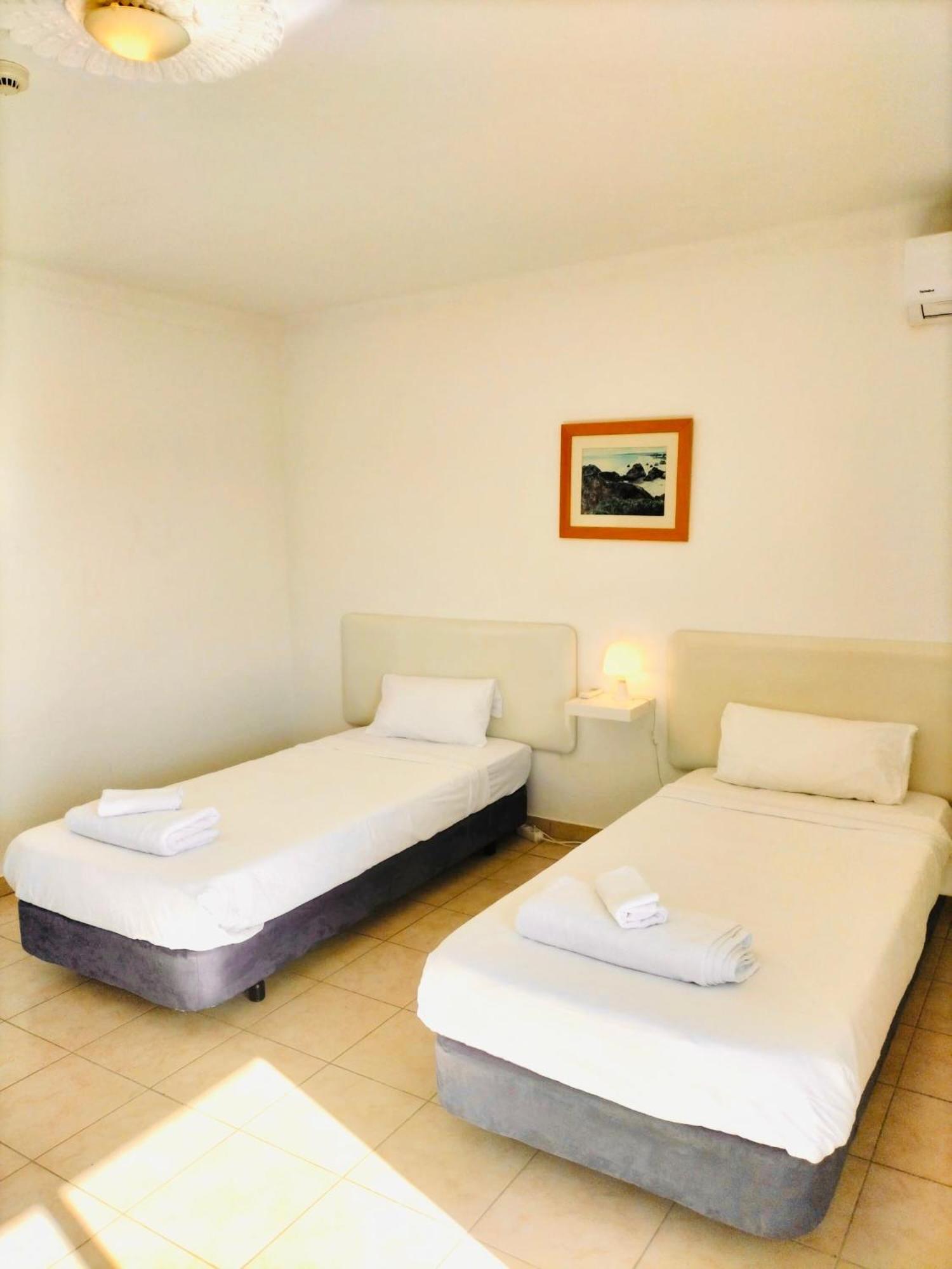 Portimao Central Holiday Hostel ,Algarve Exterior foto